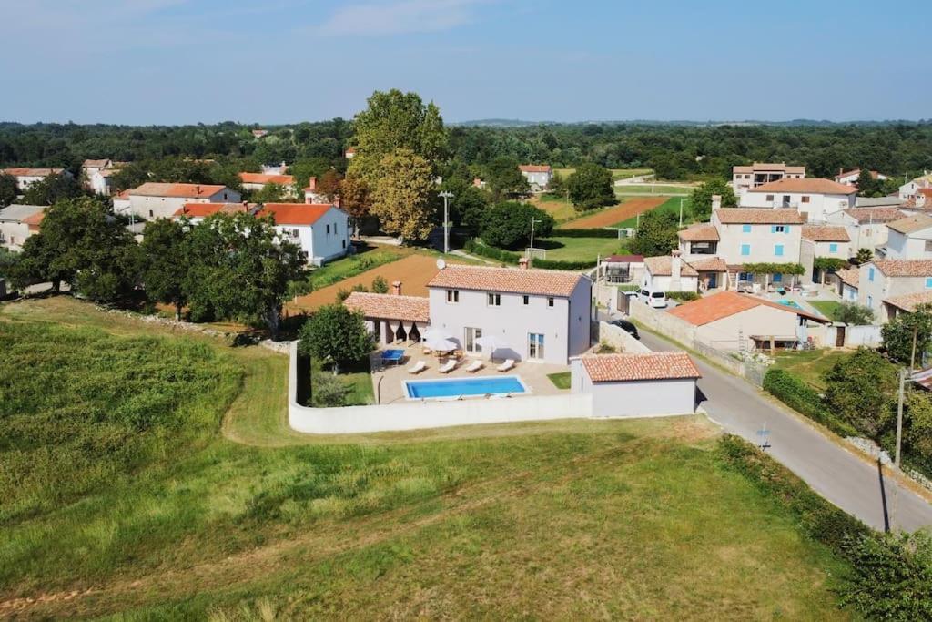 Villa Flegar Bokordici Exterior photo